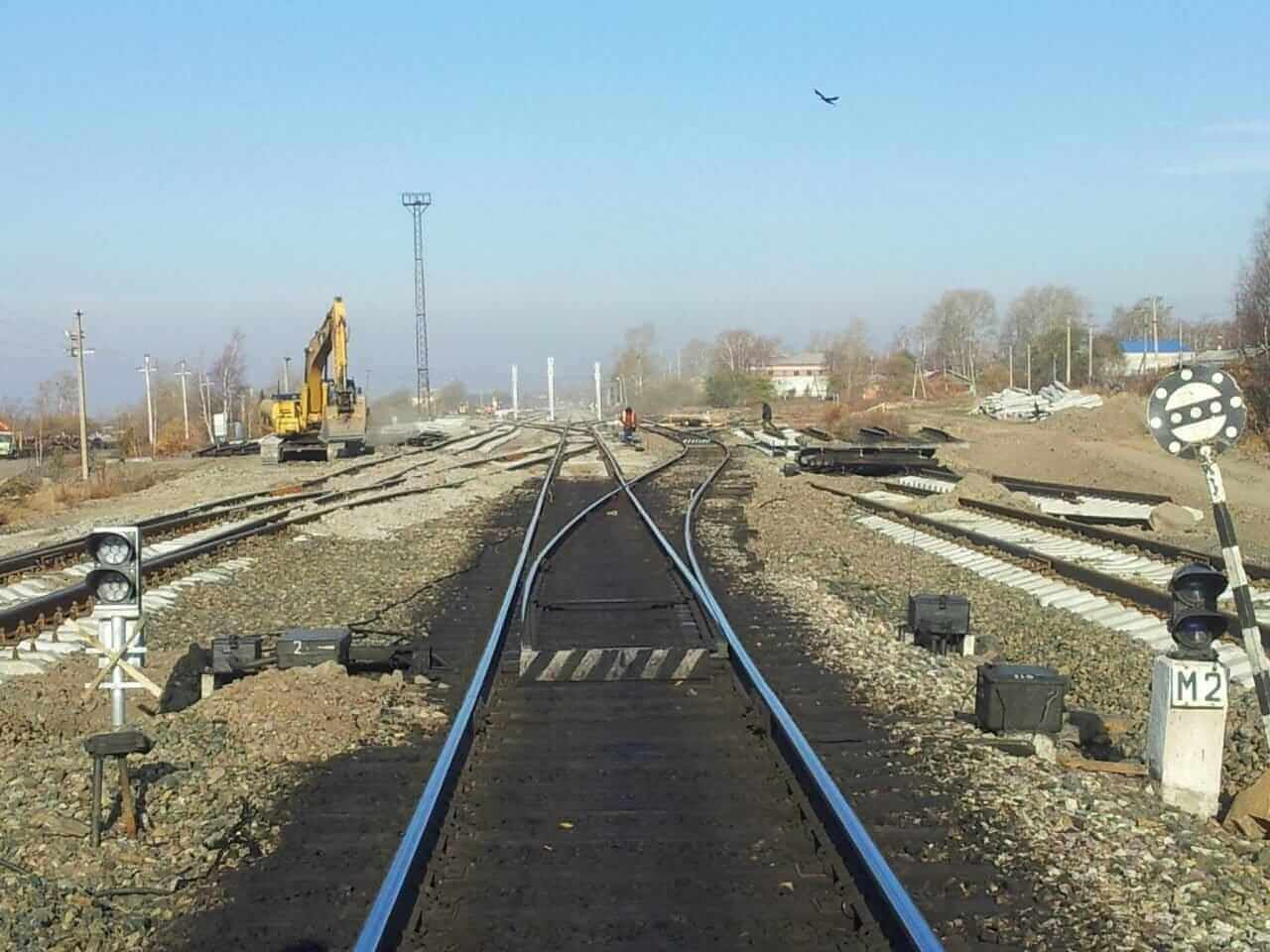 Заключены договоры на реконструкцию станций Унгун и Бирофельд