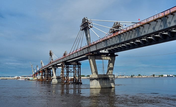 Достроен мост, соединяющий Россию и Китай